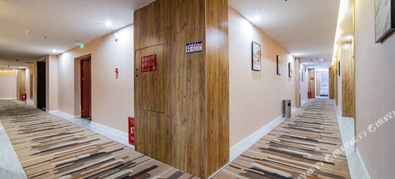 遵义睡吧酒店(新浦林达美食城店)图片