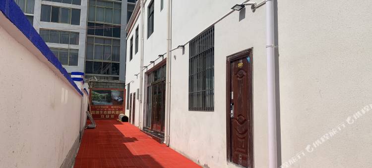 普兰馨雅生态商务酒店图片