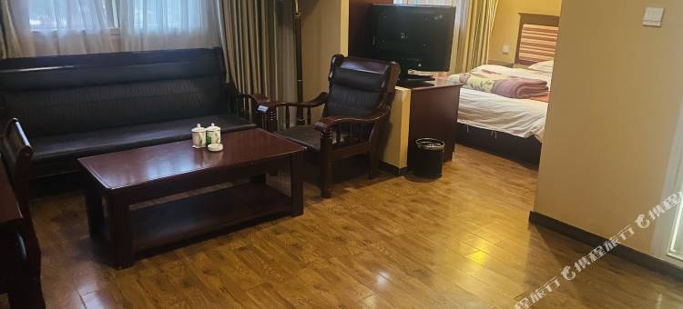 木里白玛商务酒店图片