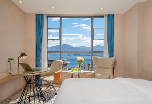 Vienna Hotel (Dali Erhai) Hotel Overview