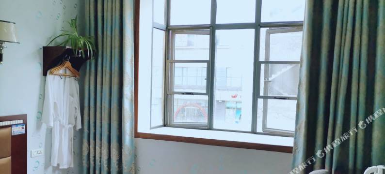 五峰汇原宾馆图片