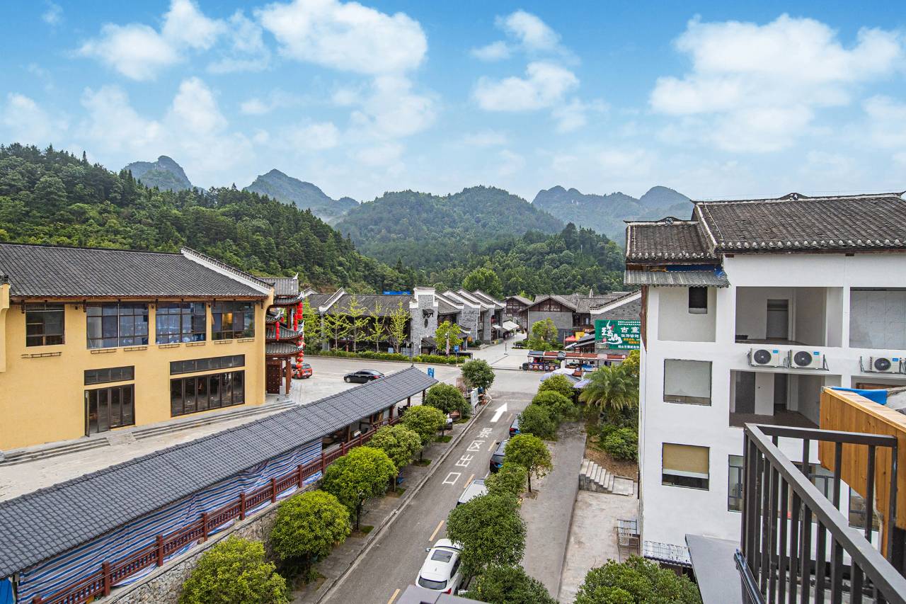 醉梦仙霖民宿(荔波小七孔景区东门售票大厅店)图片