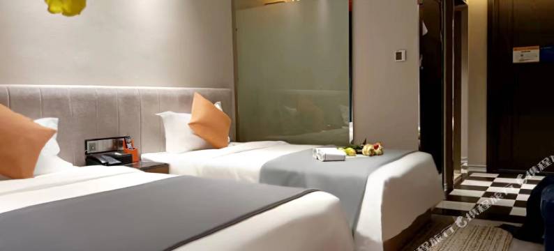 柏冠酒店(荆门中天街.银泰城店)图片