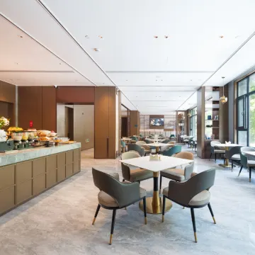 运城博物馆铺安街亚朵酒店