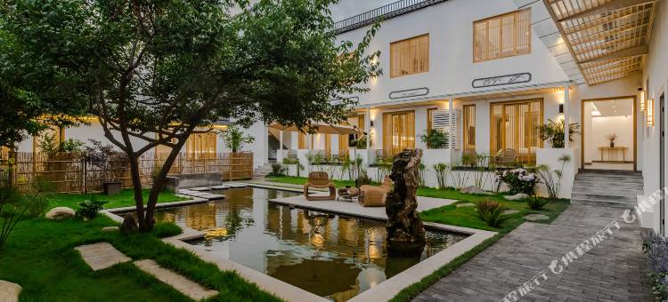 大理事外原木艺术民宿(大理古城店)图片