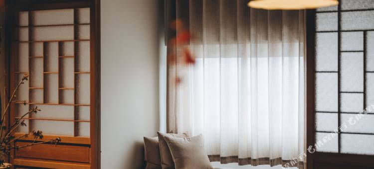 神隱之月民宿图片