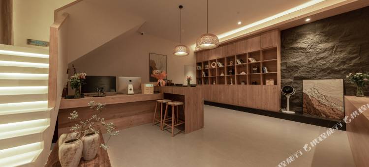 十里·村陌民宿(花溪公园店)图片