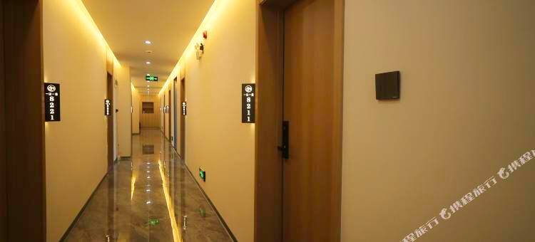 嘉悦宾馆(长白山西景区售票处店)图片