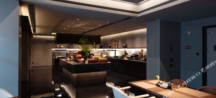 成都华西医院省体育馆地铁站亚朵S酒店图片