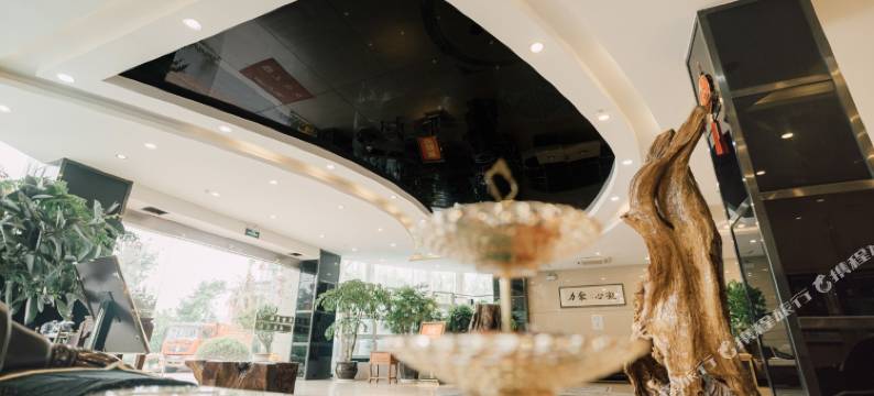 贵定环岛花园酒店(贵定高铁北站店)图片