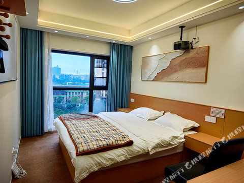 芸朵民宿(杨林大学城店)