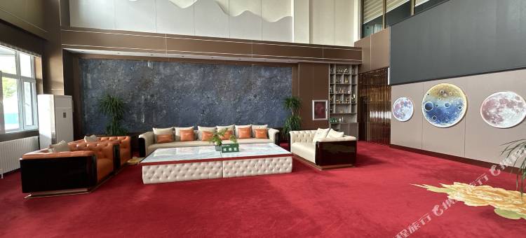 哈拉新村阿木勒酒店图片