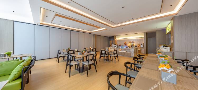 柏丽艾尚国际酒店(永平店)图片