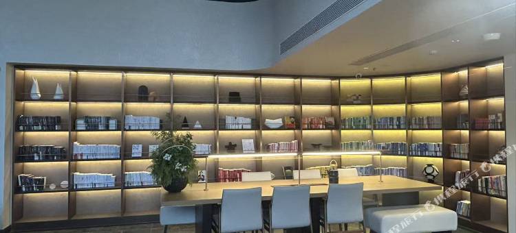 泰州万达广场济川西路亚朵酒店图片