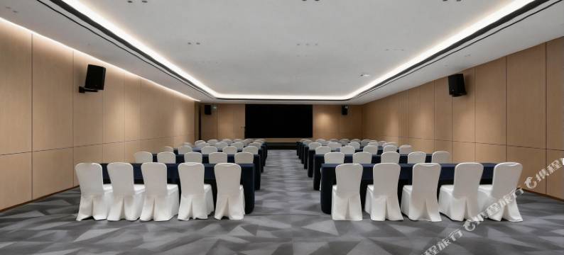 丽呈铂锐酒店(广州白云站百信广场店)图片