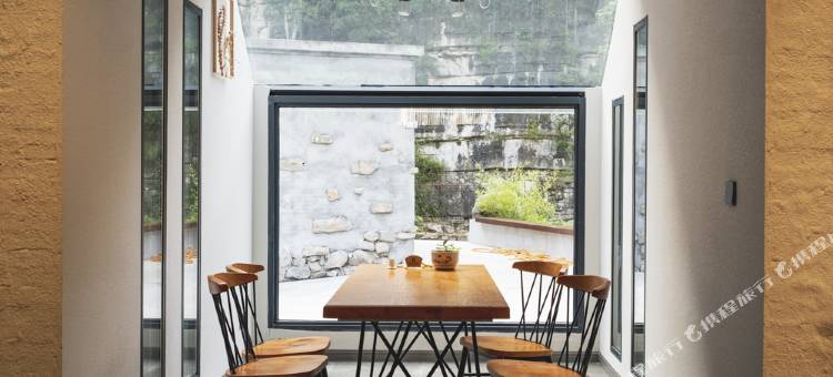 白马营溪山酒店图片