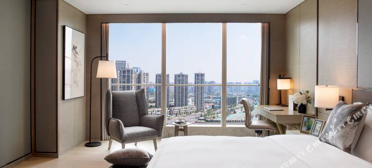 成都辉盛庭国际公寓图片