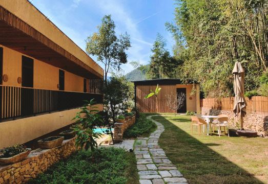 桐庐潜庐乡居民宿外景图