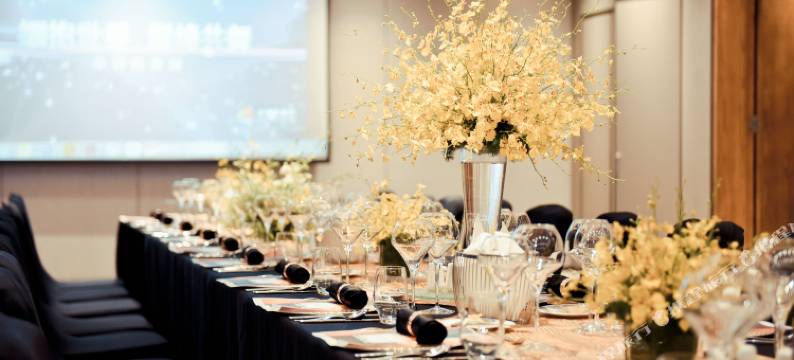 天津维也纳|High•Altitude City Cape酒店(中国北方五金城店)图片