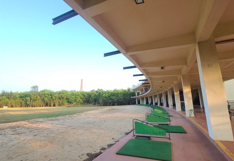 Huilai Golden Bay Golf Resort Hotel Hotel Overview