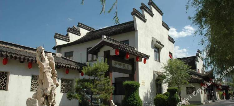 南娱湖畔海景度假酒店图片