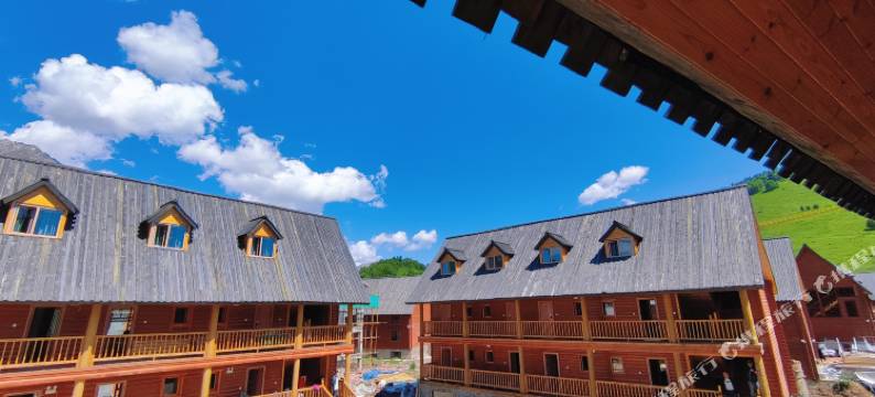 禾木磊海山庄图片