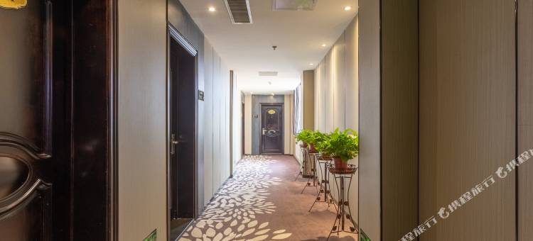 派酒店(东营火车站店)图片