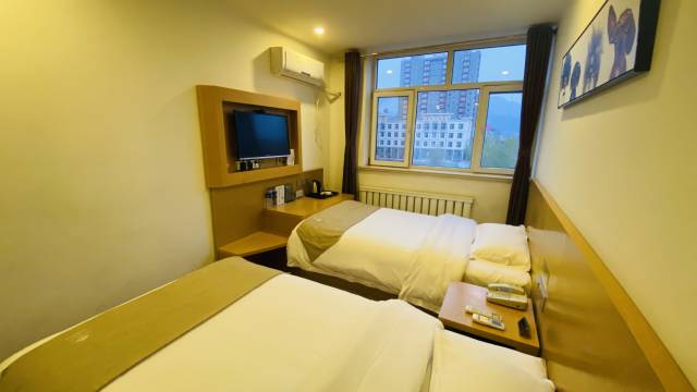 丰宁瑞兹精品连锁酒店