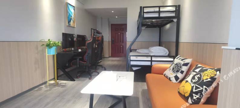 南昌宙斯电竞公寓图片