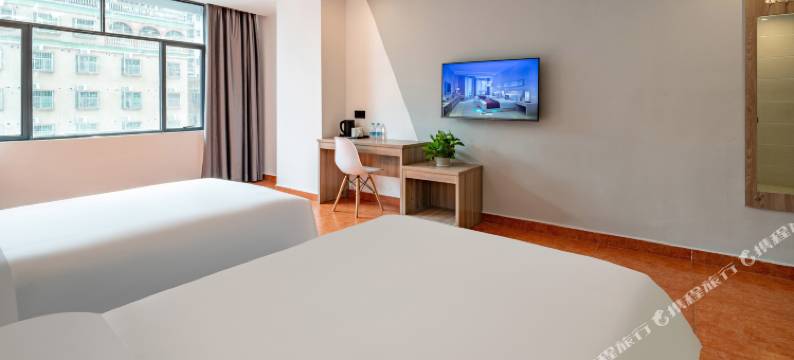 哈啰酒店(深圳龙华汽车站店)图片