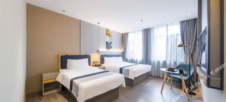 如家商旅酒店(丹东中朝鸭绿江大桥江景店)图片