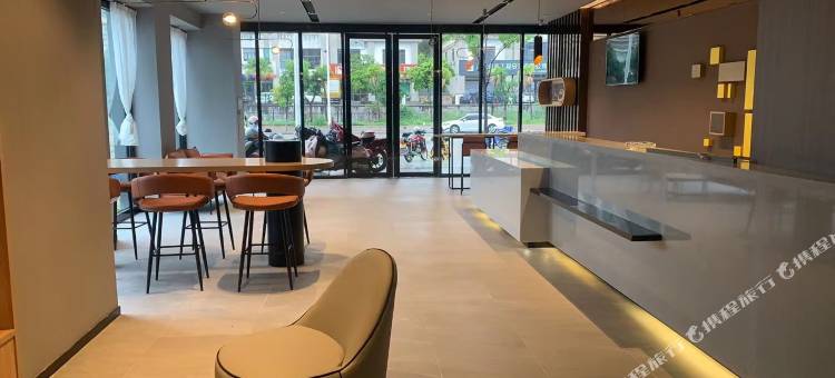 IU酒店(河源坚基万达广场店)图片