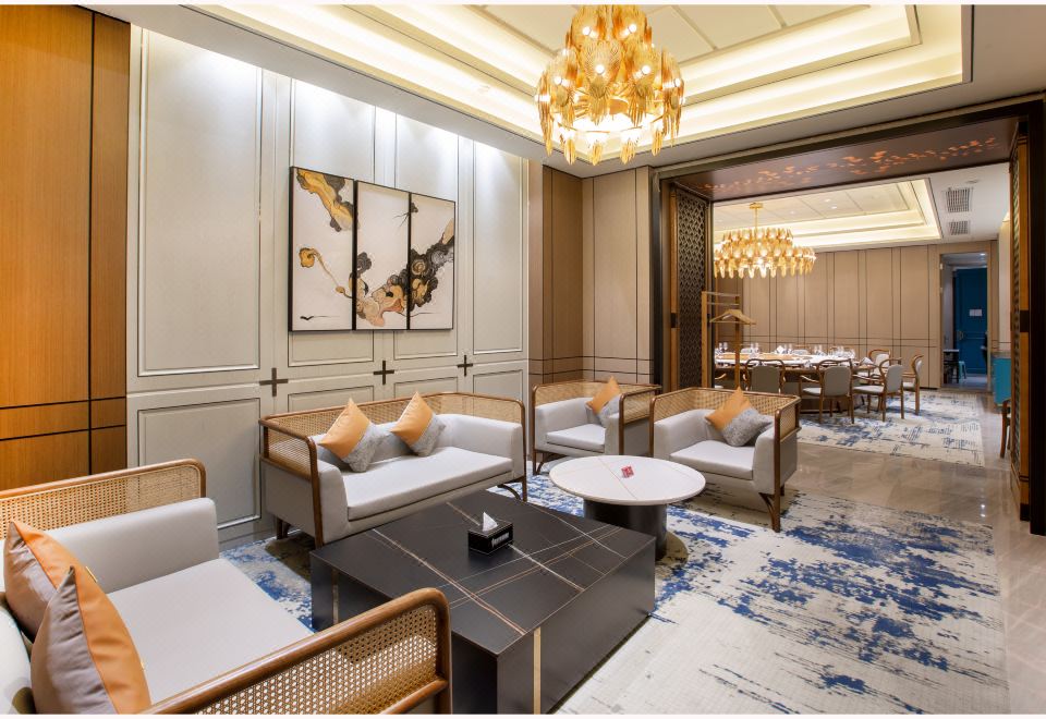 Vienna International Hotel (Shehong Tulip hotel) Hotel Overview