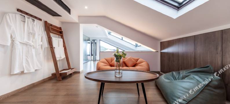 Chic·井逅海景泳池设计师民宿(朱家尖风景区小乌石塘店)图片