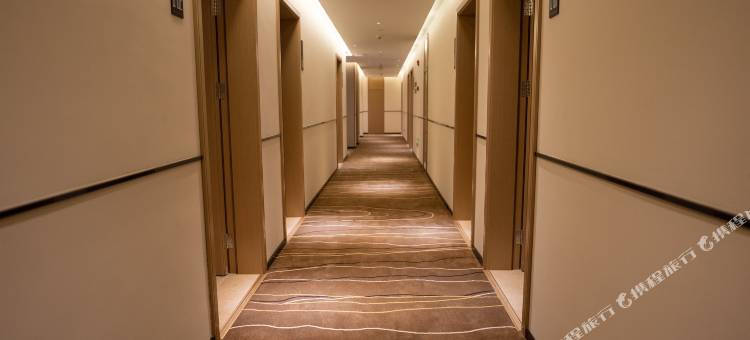 城市便捷酒店(河池罗城成龙湖公园店)图片