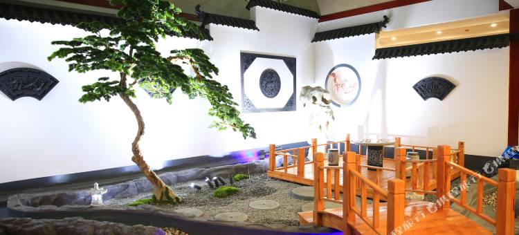 四季·宜居酒店(乌兰察布古城草原皮都集宁国际皮革城店)图片