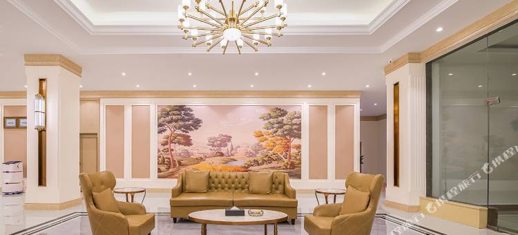 维也纳酒店(文山州一中西华公园店)图片