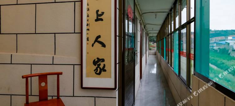 泉上人家图片
