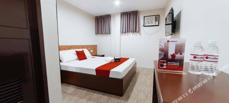 红多兹酒店-旅行者旅馆巴贾达达沃(RedDoorz @ Traveler's Inn Bajada Davao)图片