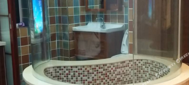 新民美国郡温泉日租房图片