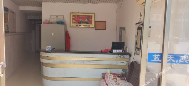 蓝天宾馆(黄梅人民大道店)图片