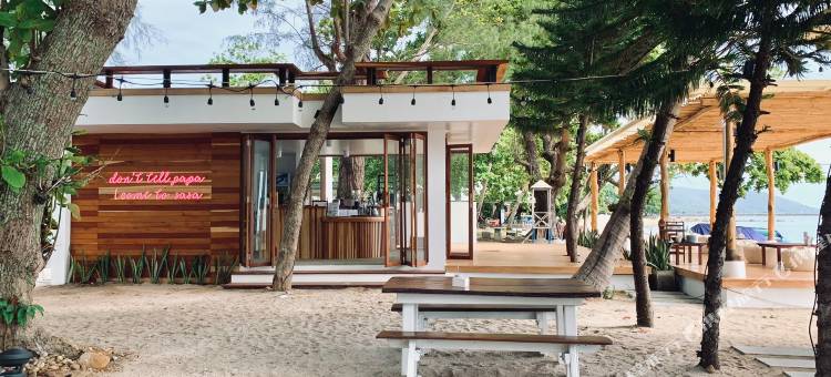 一沙拉海滩度假村海滨区(Issara Beach Resort Beachfront Zone)图片