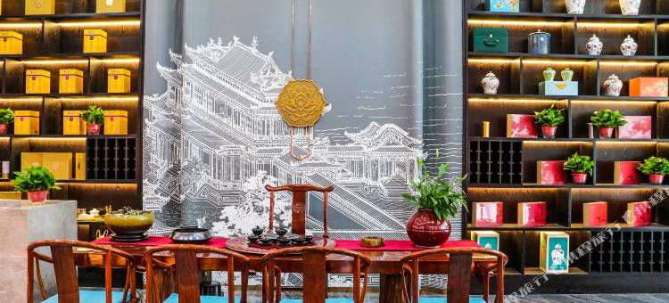 Hotel MoMc蔓兰酒店(太原龙城大街万达店)图片