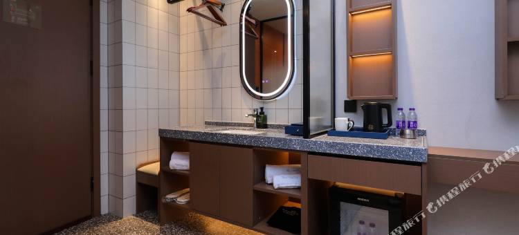 清沐铂金酒店(南京新街口张府园地铁站店)图片