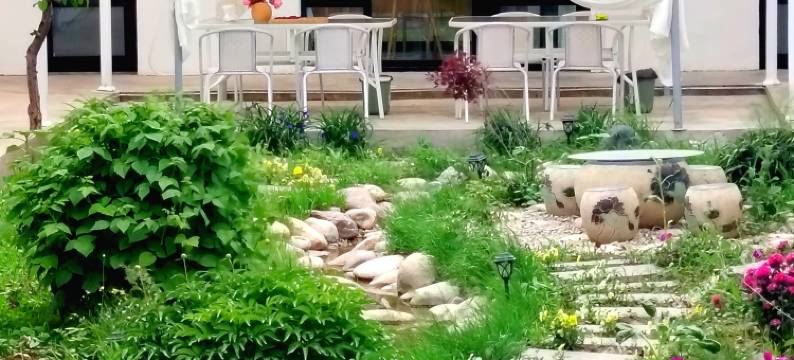 特克斯青屿木民宿(特克斯八卦城离街店)图片