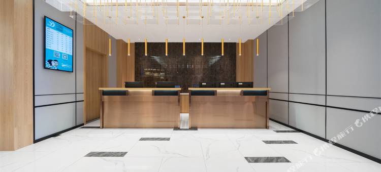 白玉兰酒店(上海浦东机场凌空路地铁站店)图片