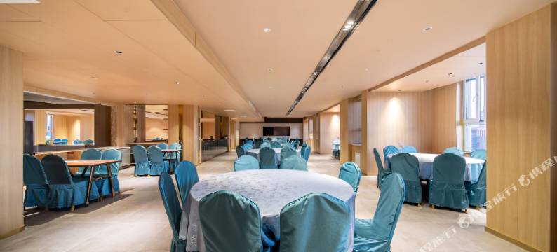 伊宁爱都酒店(伊犁州博物馆店)图片