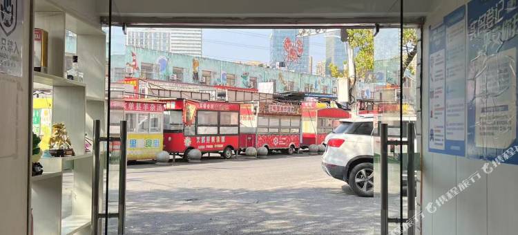 南昌柚子快捷宾馆(艾溪湖东地铁站店)图片