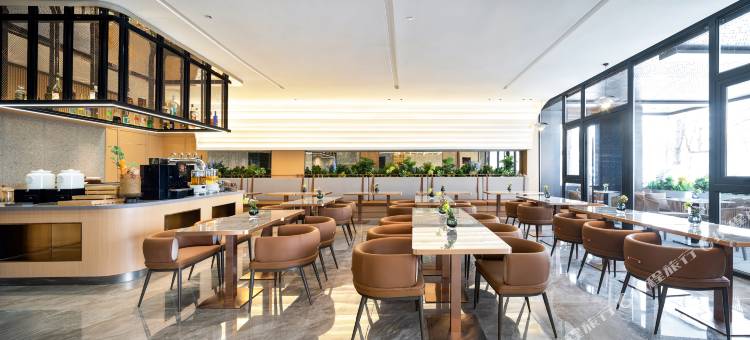 美豪·怡致酒店(奎屯站店)图片