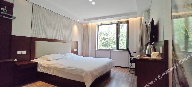 锦州水云天宾馆(古塔夜市店)图片